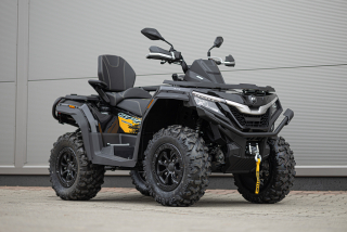 QJ MOTOR SFA 1000 Čierna